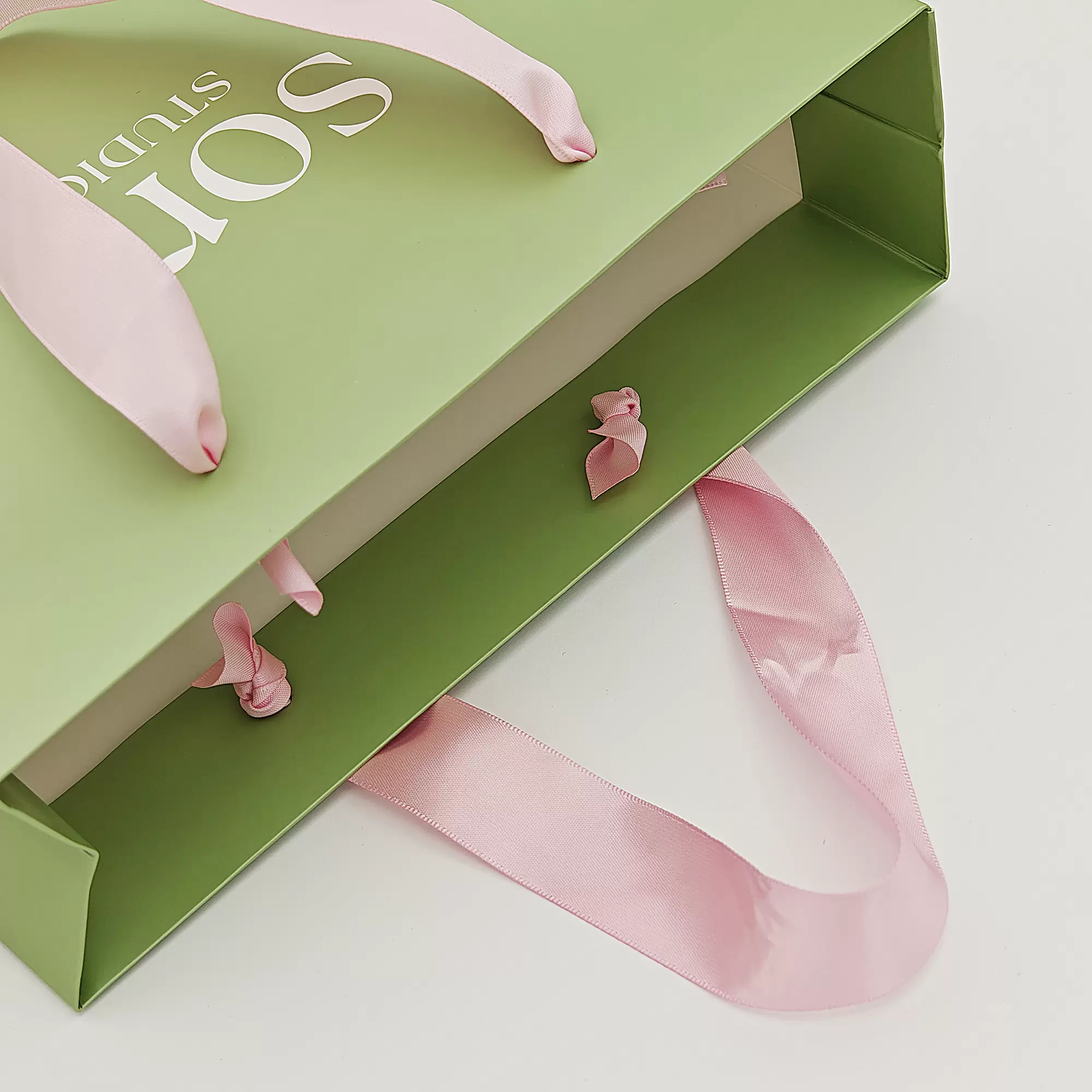Luxury eco-friendly paper bags