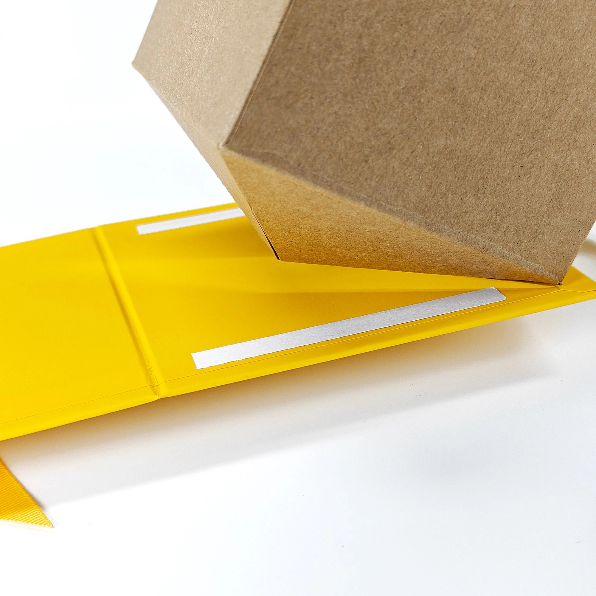 foldable cardboard box
