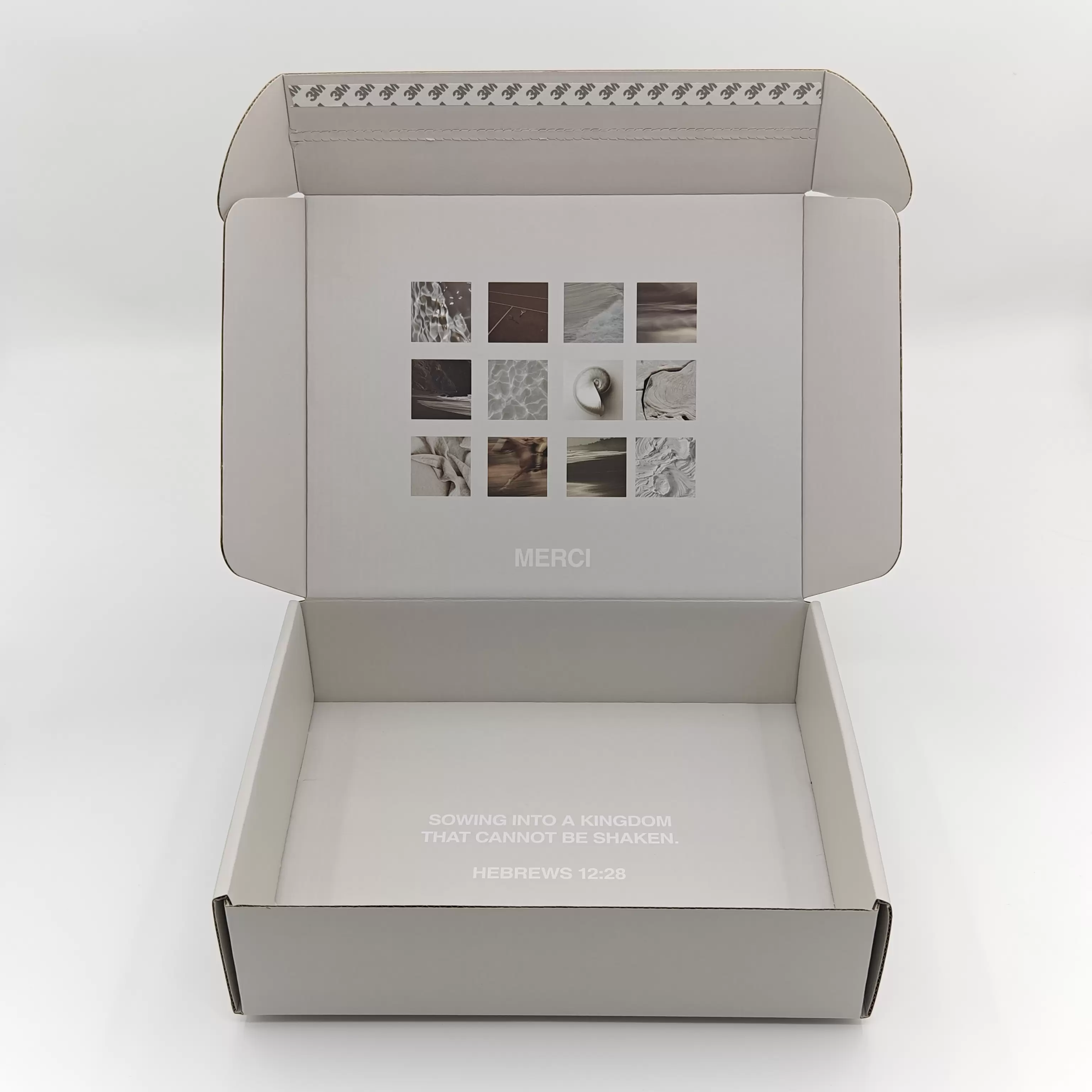 Custom mailer Boxes