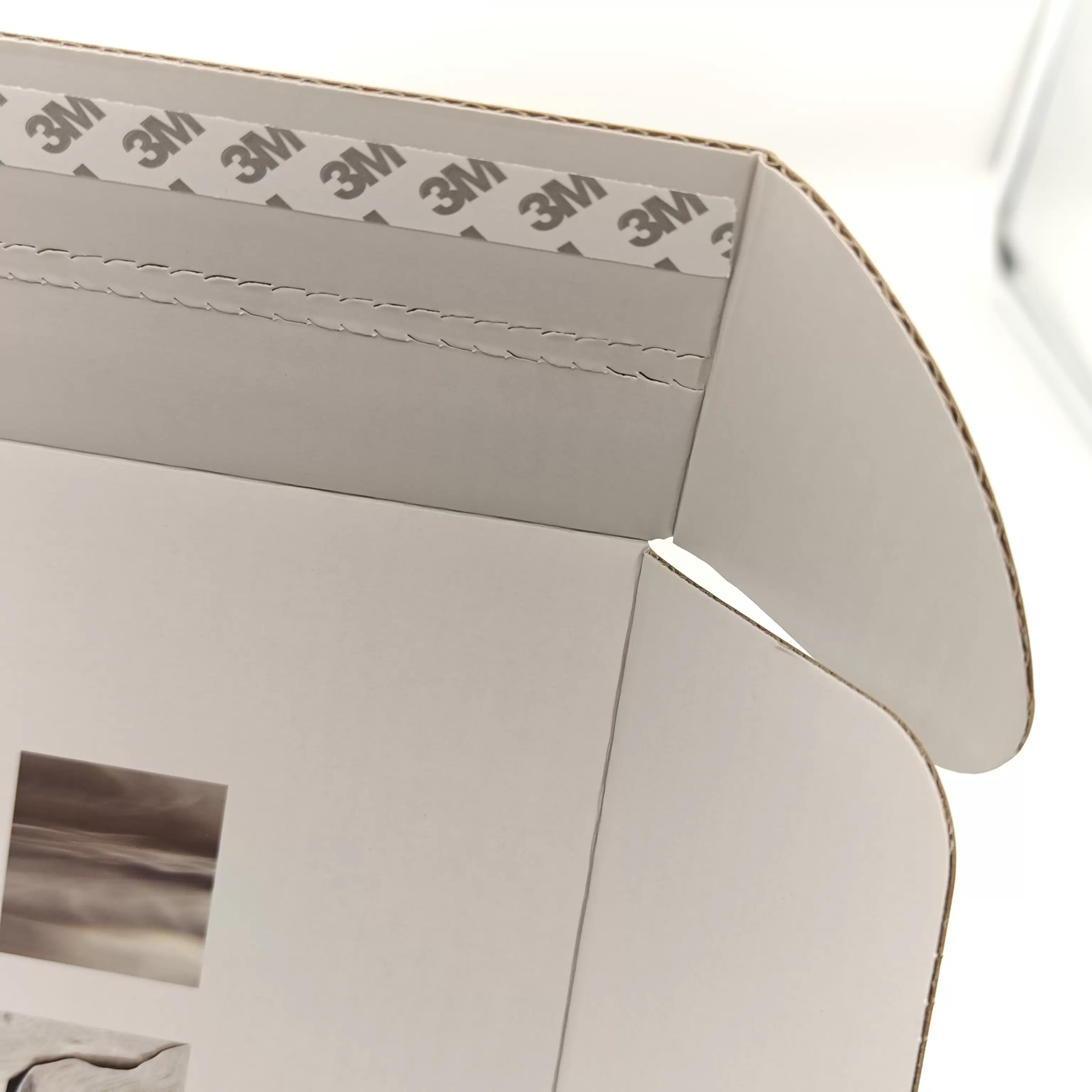 Corrugated mailer box Corrugated mailer box