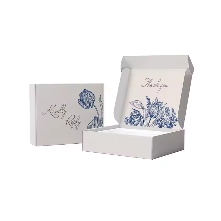 T shirt packaging box