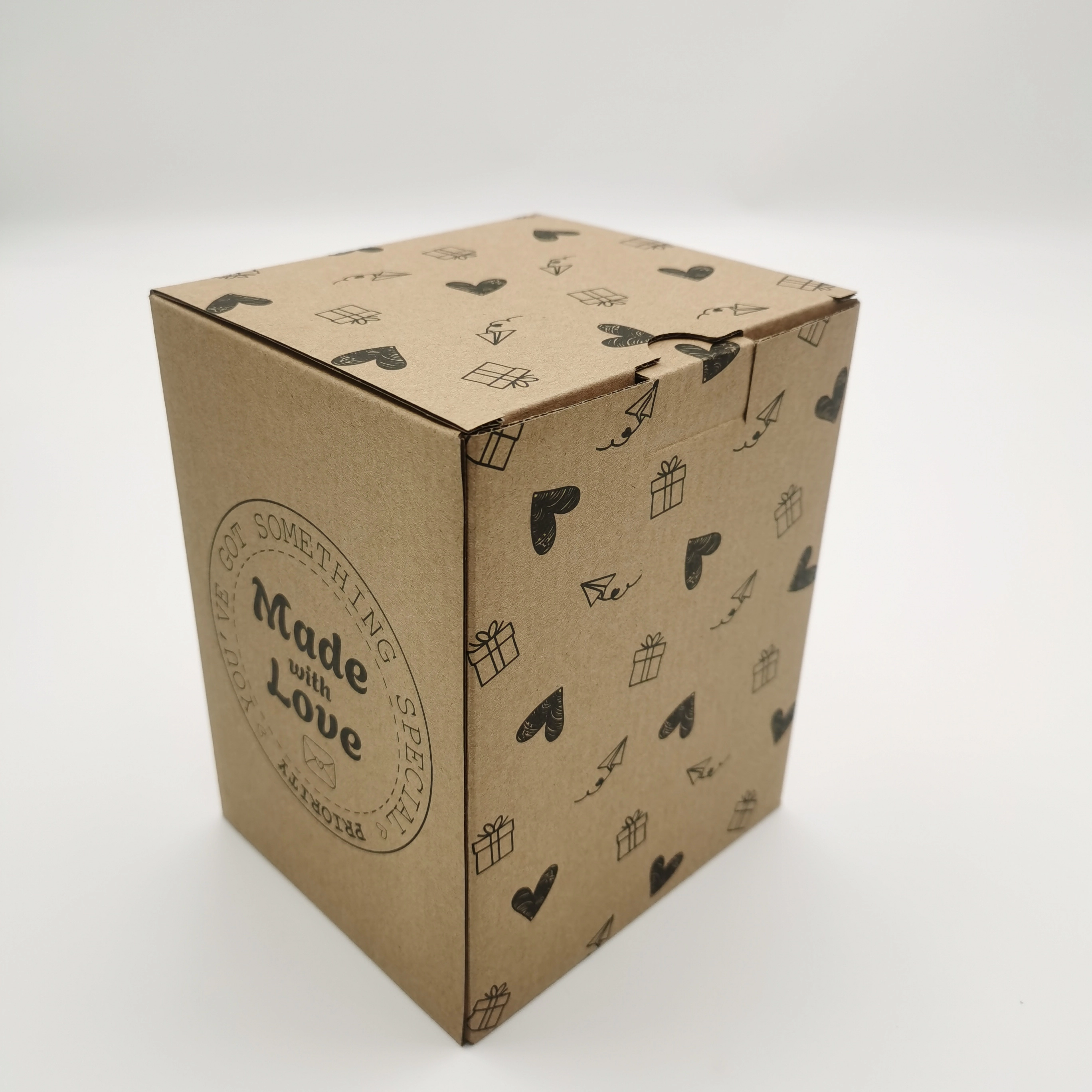 corrugated shipping boxes