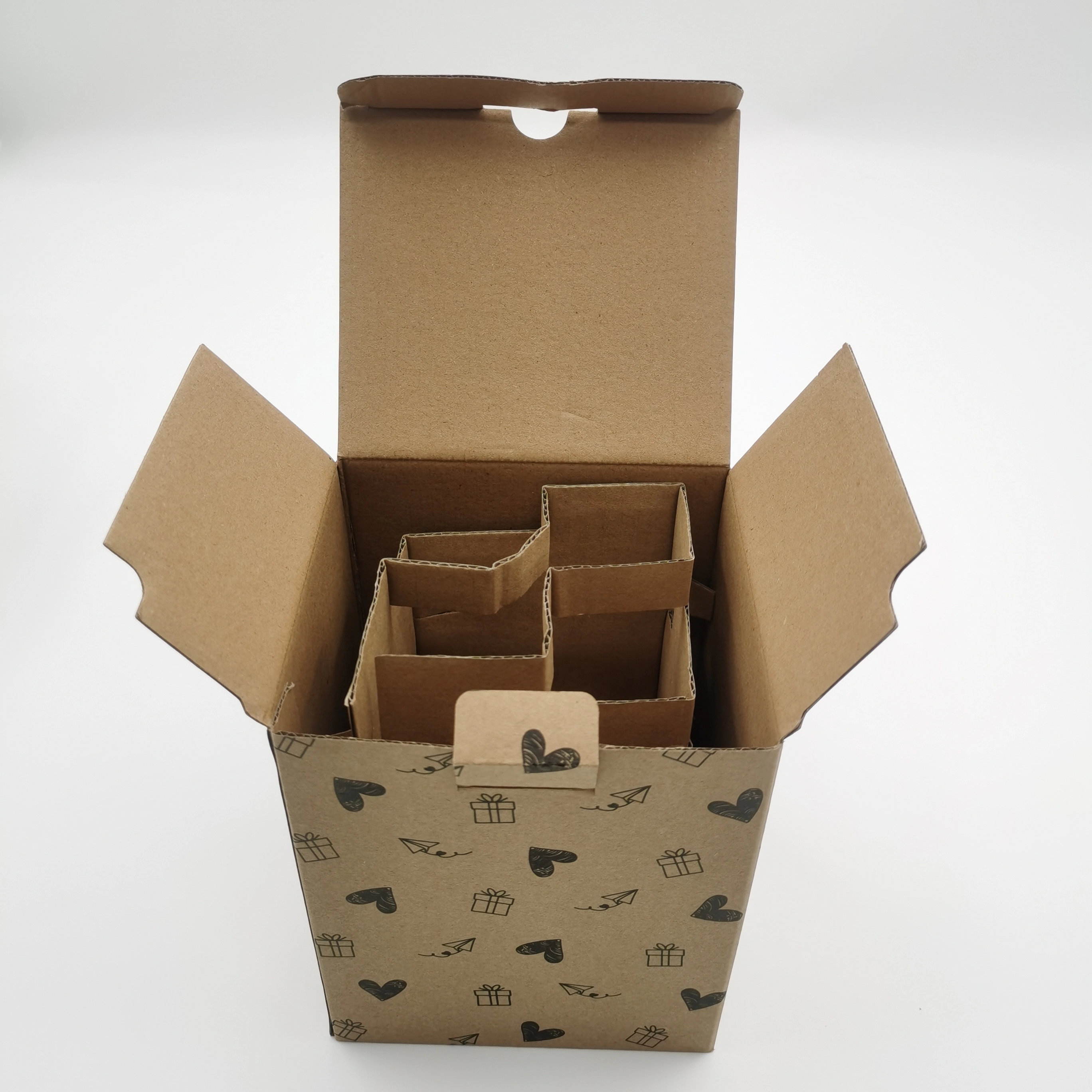 corrugated shipping boxes
